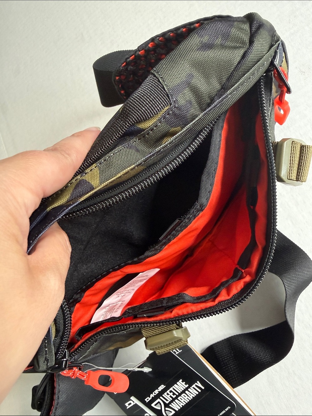 NWT Dakine Hot Laps 1L Camo Belt Bag Hip Pack - Picture 5 of 8